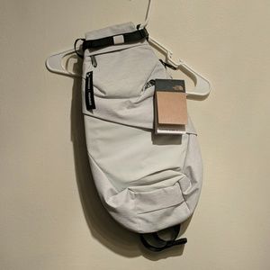 north face electra sling bag
